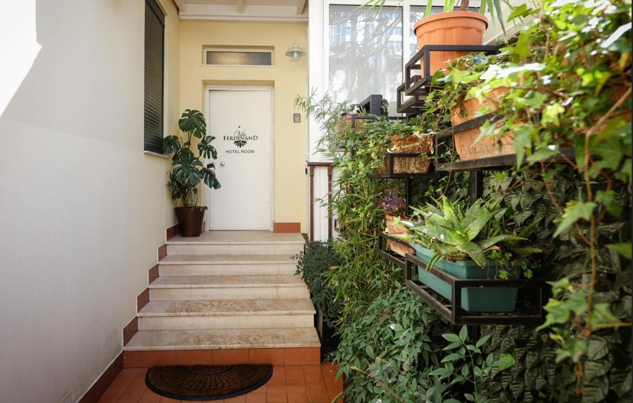 Vila Ferdinand Modern Rooms In Tirana'S Center 외부 사진